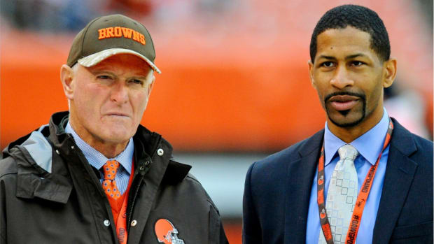 Cleveland_Browns_Free_Agency_Review-605c0fcb12102b4249b34204_1_Mar_25_2021_4_37_46_poster